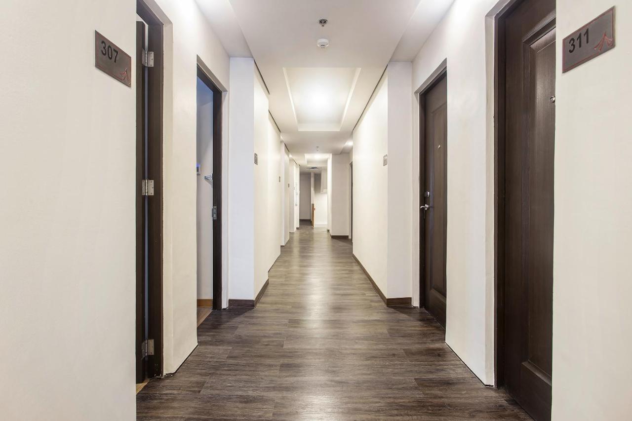 Airo Hotel Манила Екстериор снимка
