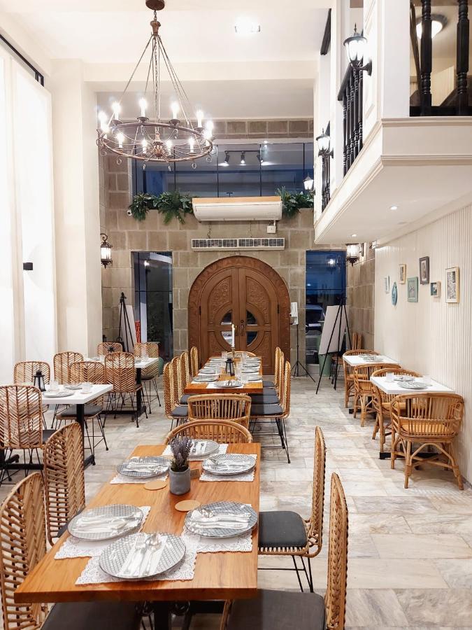 Airo Hotel Манила Екстериор снимка